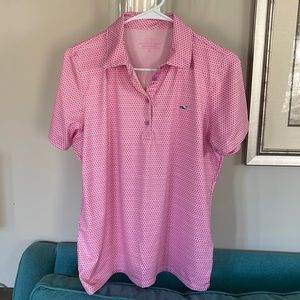 NWOT Vineyard Vines Performance Polo top, pink patterned, size Medium